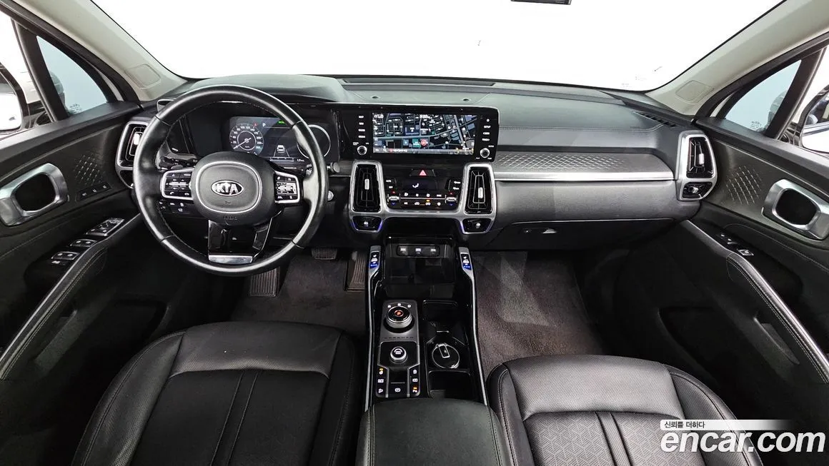 Kia Sorento — фото 9