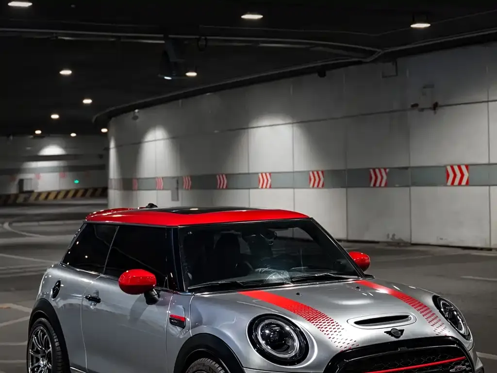 MINI JCW (John Cooper Works) — фото 2