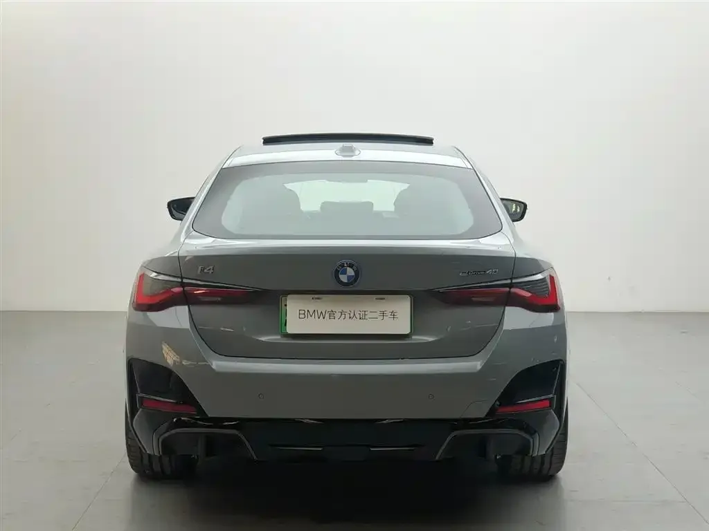 BMW i4 — фото 6