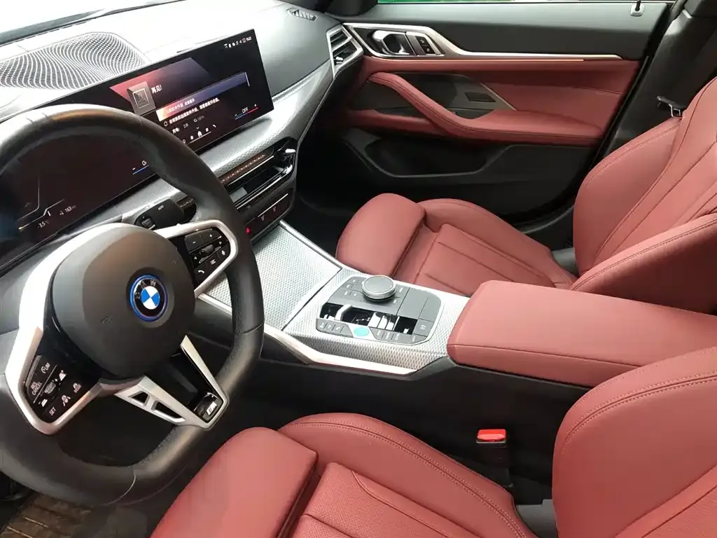 BMW i4 — фото 5