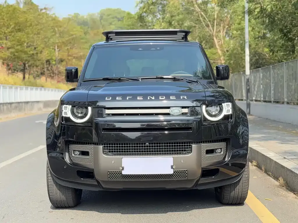 Land Rover Defender — фото 2