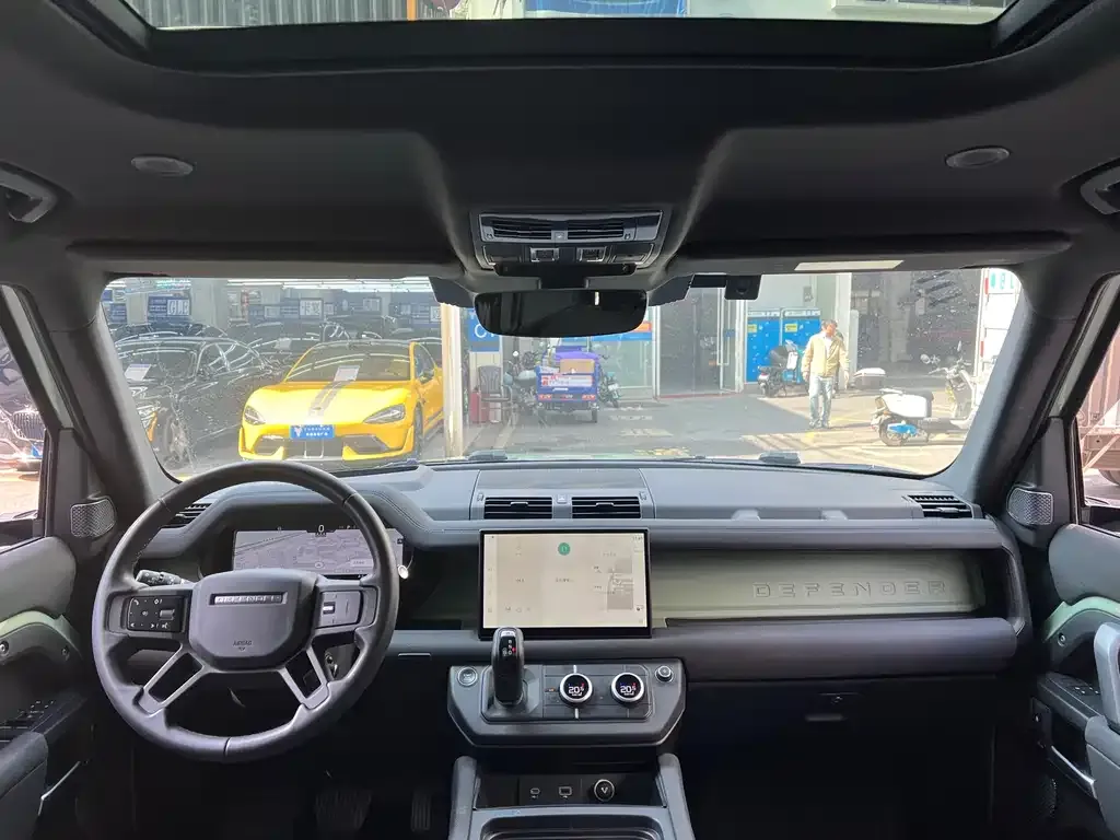 Land Rover Defender — фото 4