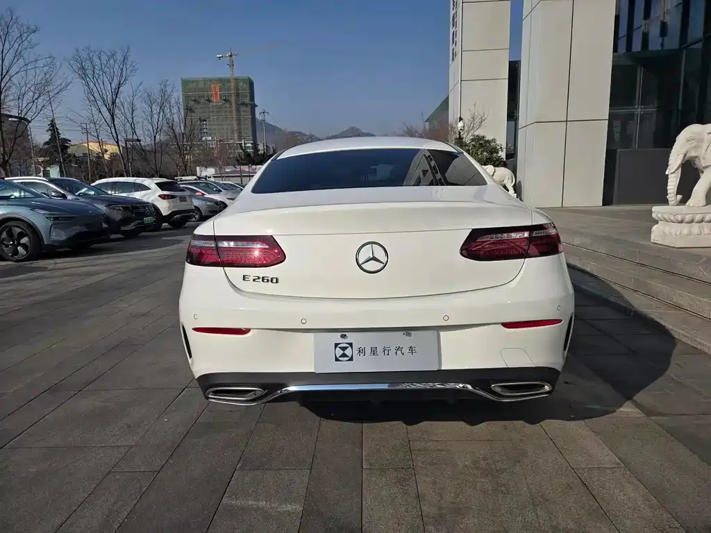 Mercedes-Benz E-Class (Import) — фото 5