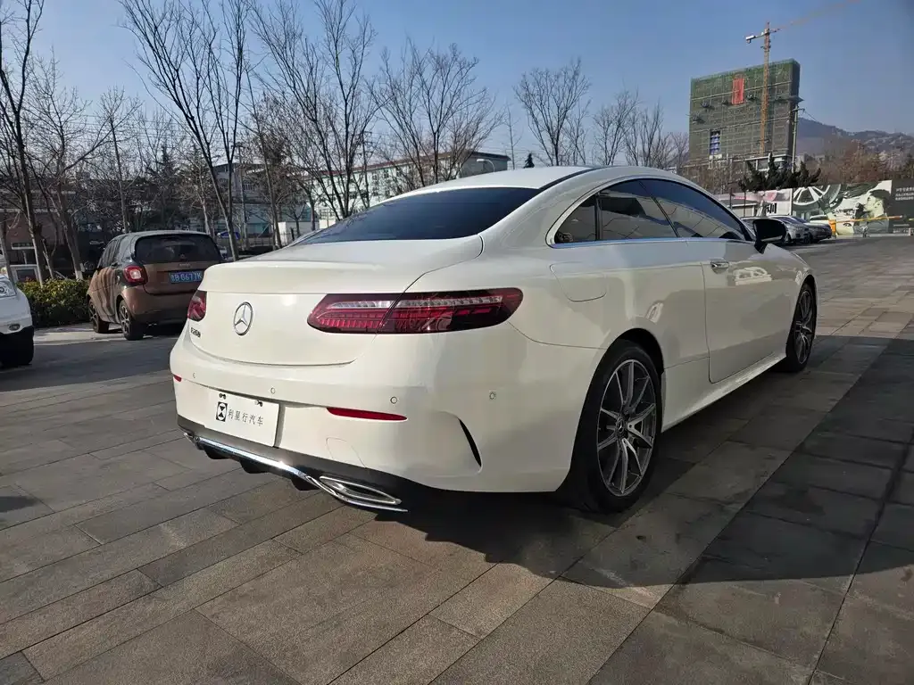 Mercedes-Benz E-Class (Import) — фото 10