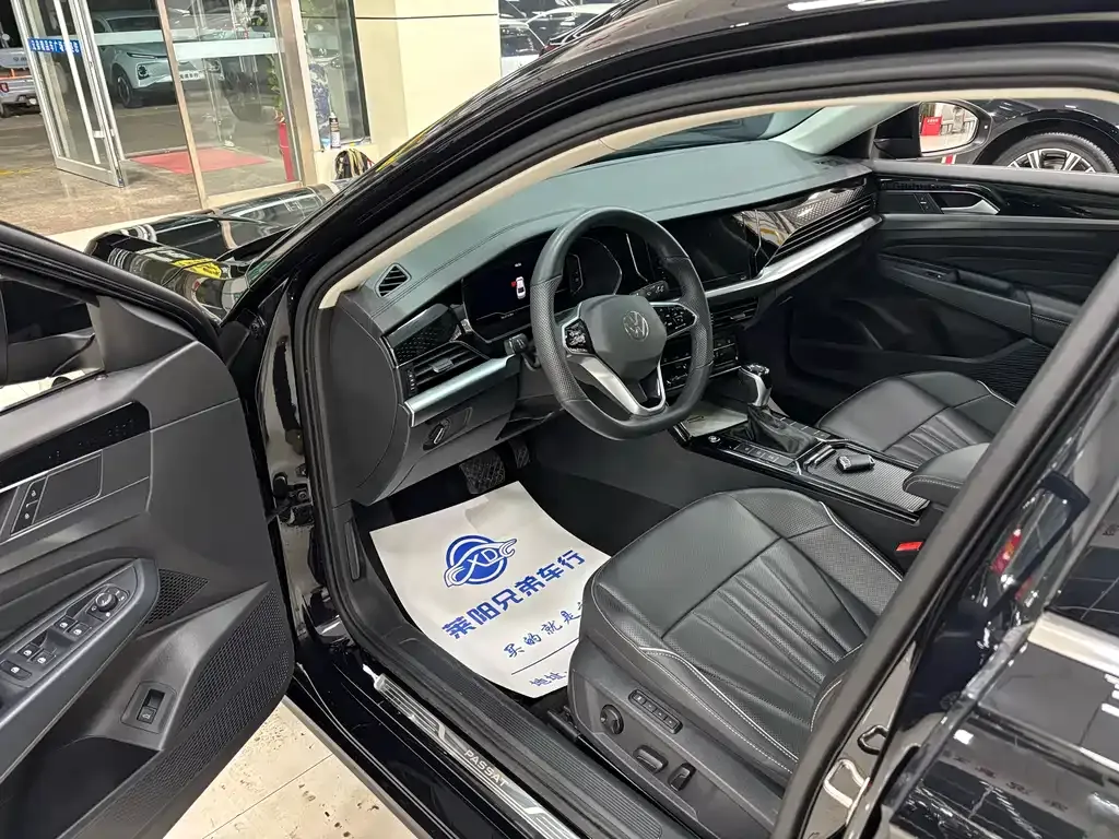 Volkswagen Passat — фото 5