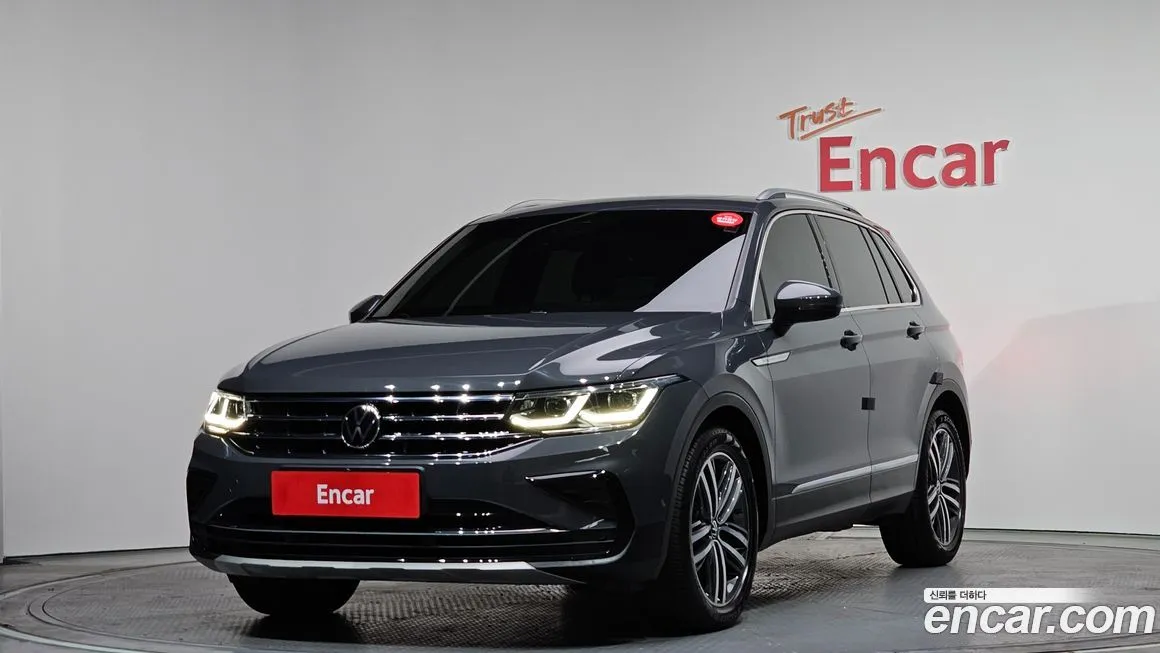 Volkswagen Tiguan — фото 1