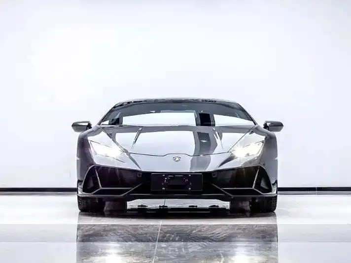 Lamborghini Huracan — фото 1