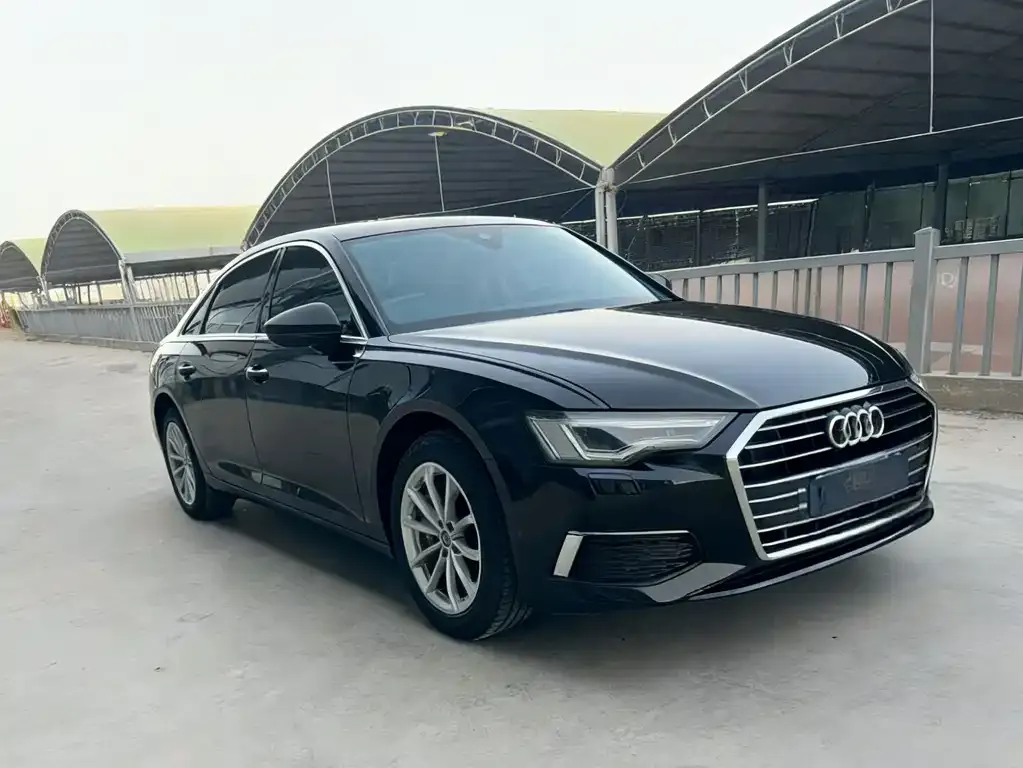 Audi A6L — фото 6