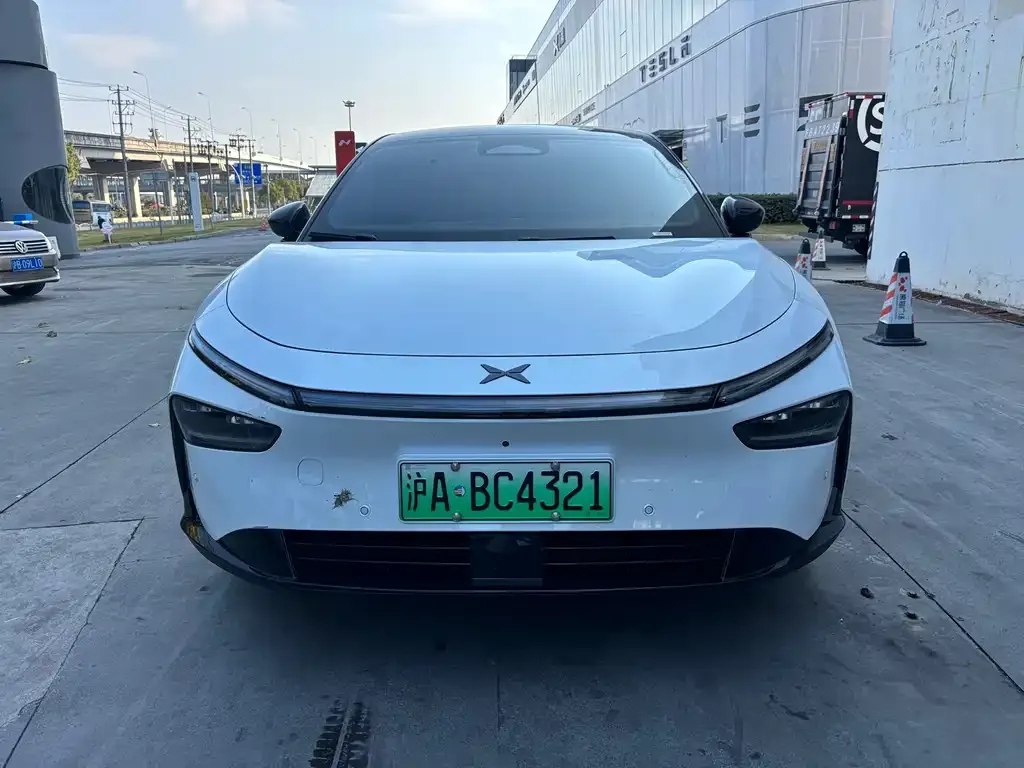 XPeng P7+ — фото 1