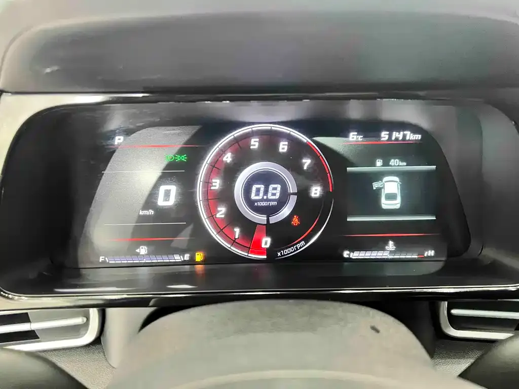Hyundai Elantra — фото 2
