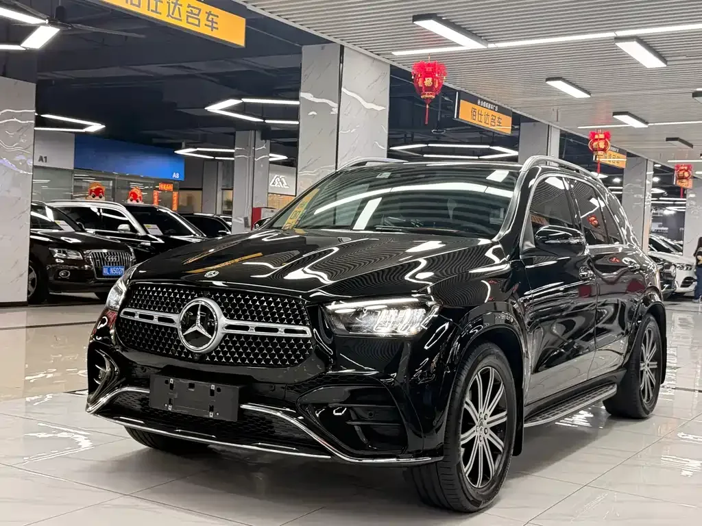 Mercedes-Benz GLE — фото 1