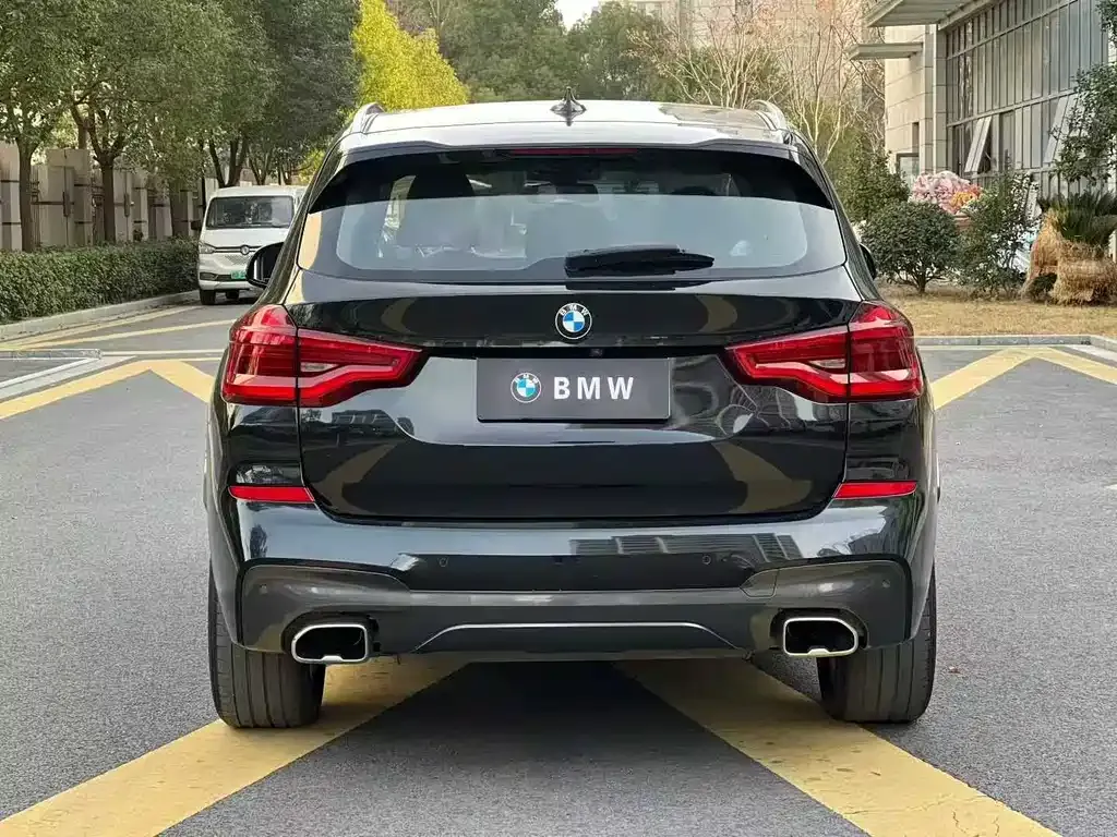 BMW X3 — фото 3
