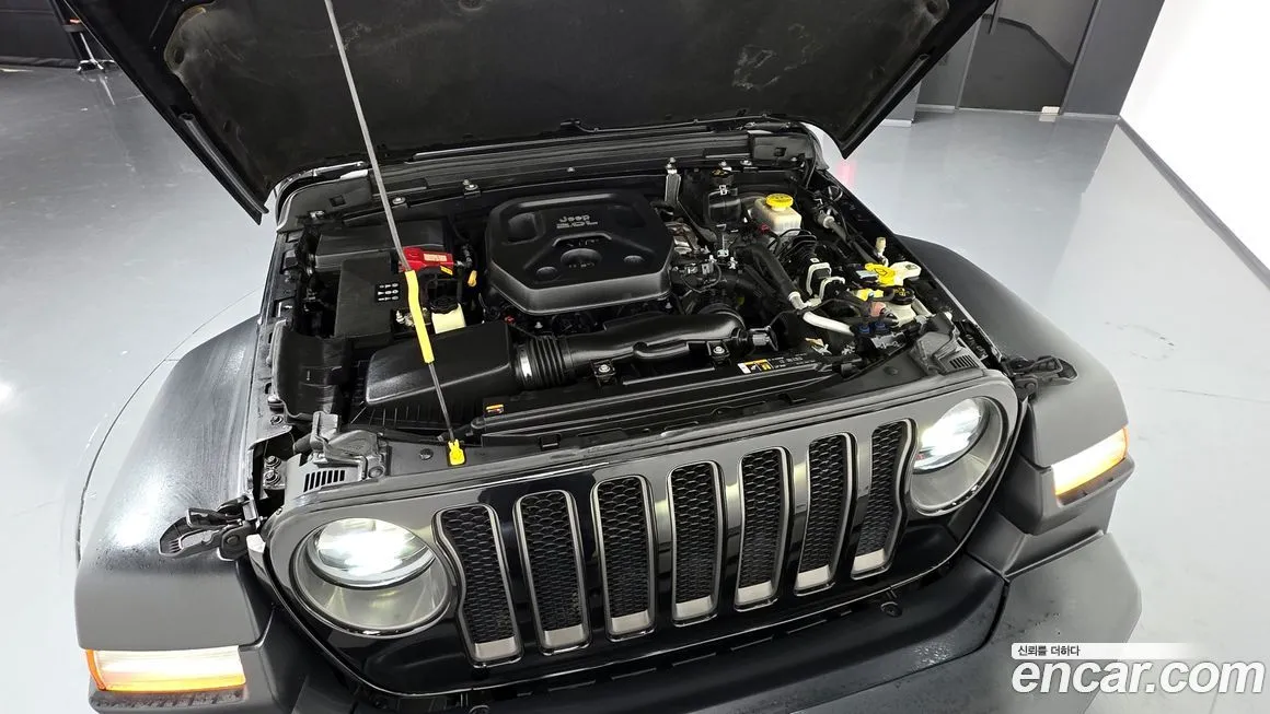 Jeep Wrangler — фото 4