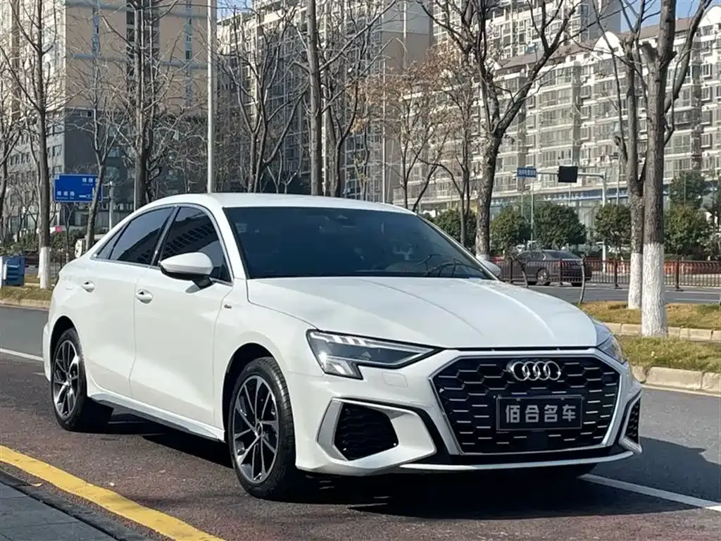 Audi A3 — фото 3