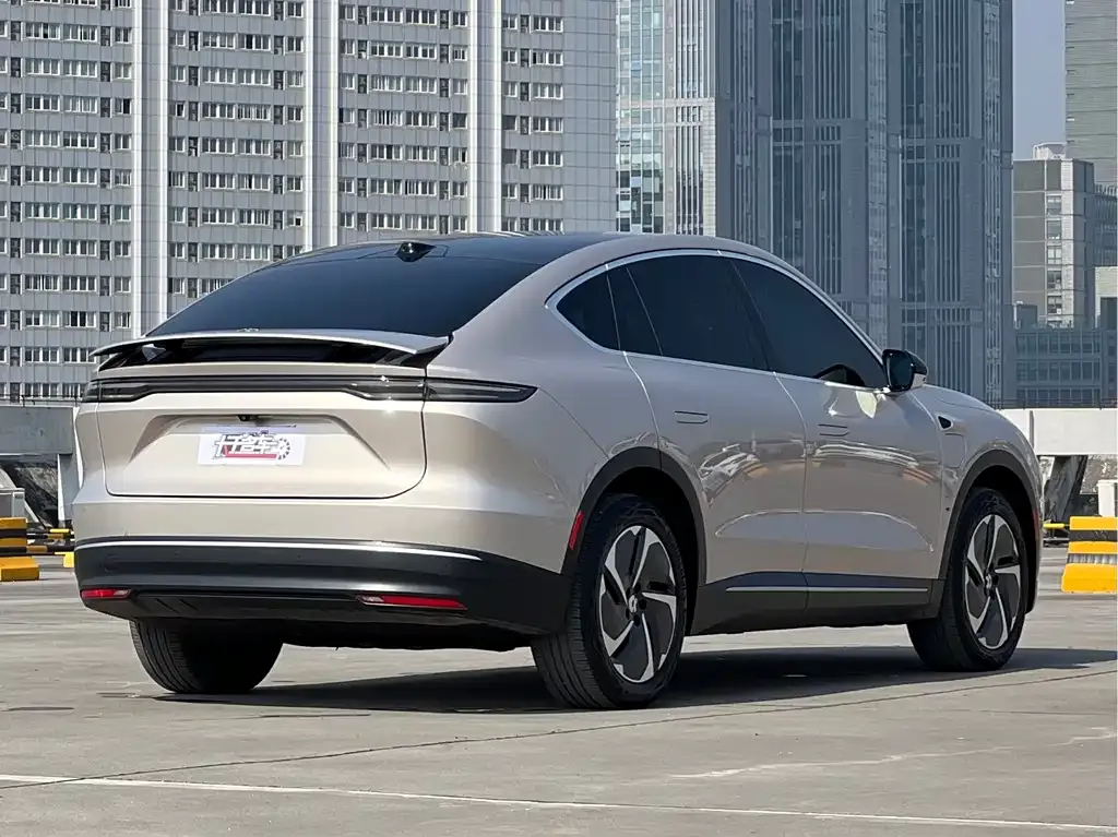 NIO EC7 — фото 10