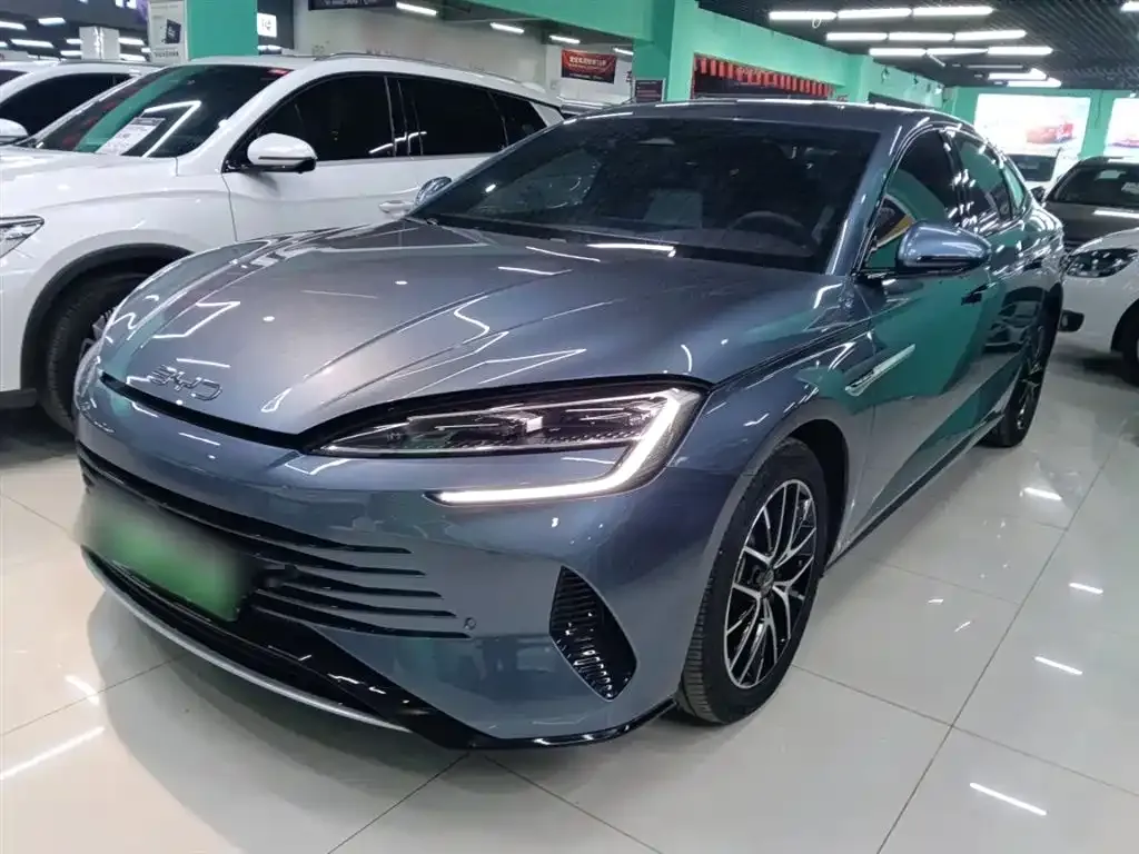 BYD Seal — фото 1