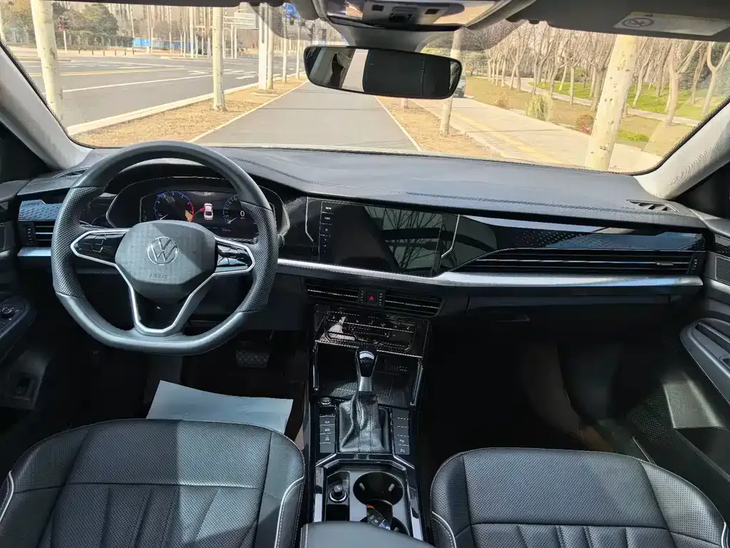 Volkswagen Passat — фото 2