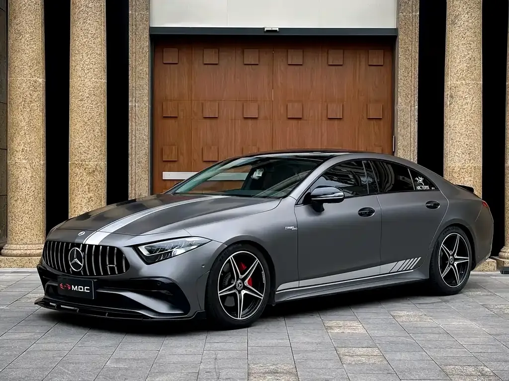 Mercedes-Benz CLS — фото 1