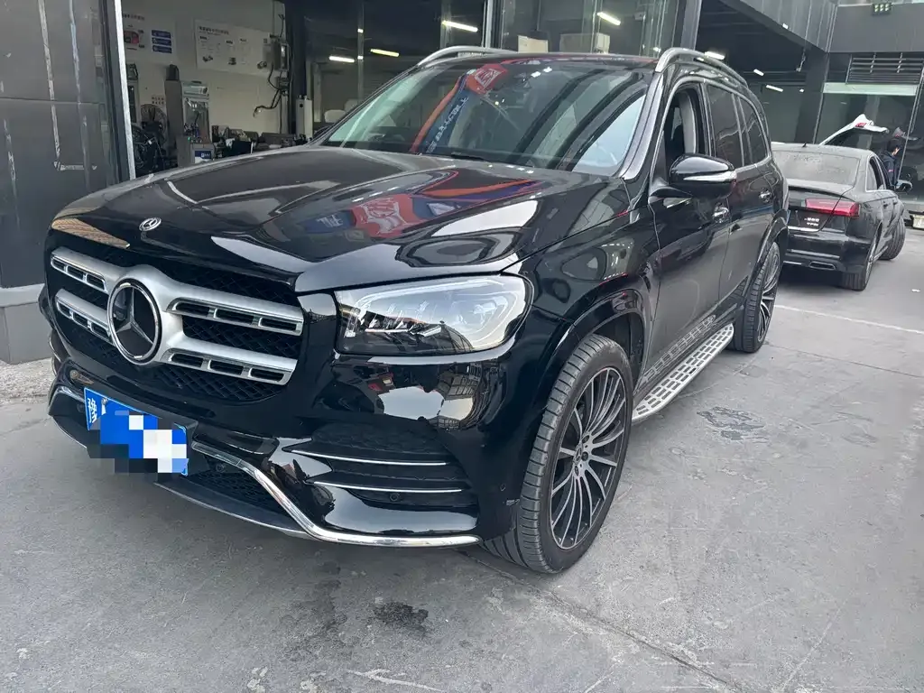 Mercedes-Benz GLS — фото 1