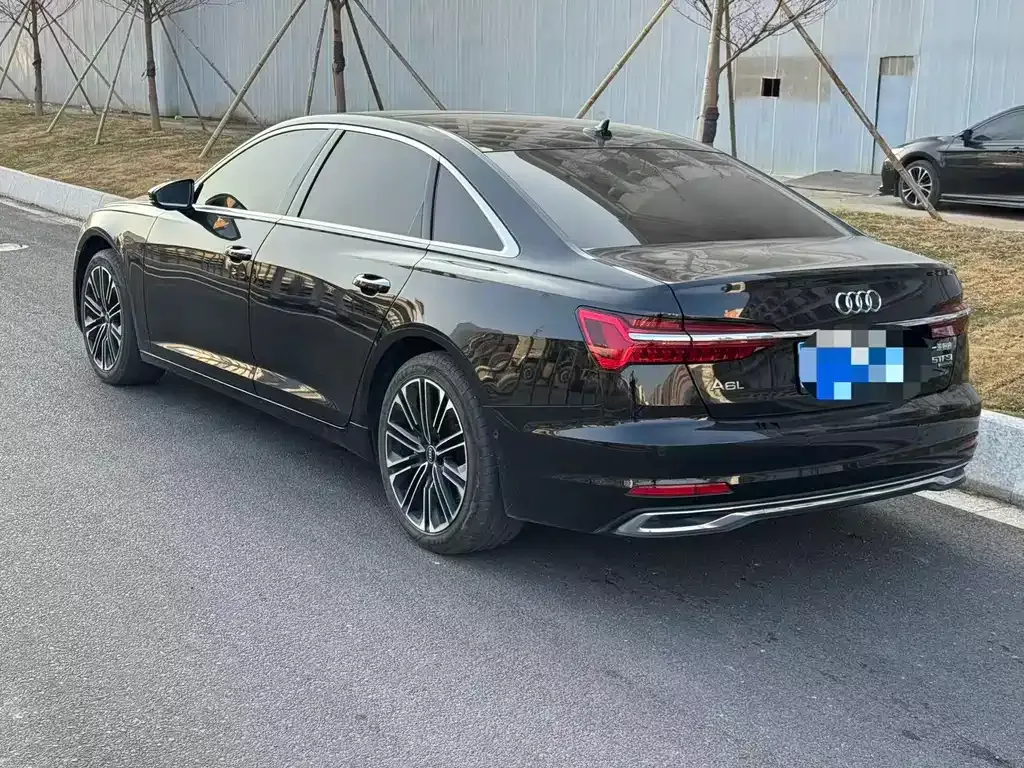 Audi A6L — фото 3