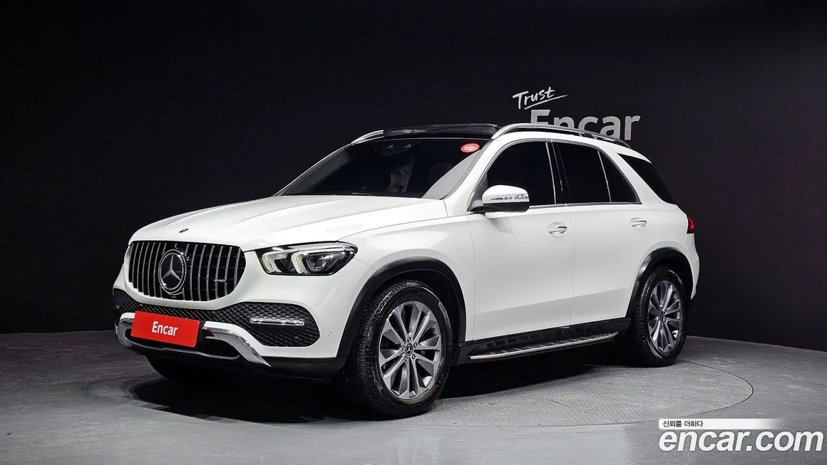 Mercedes-Benz GLE-Class — фото 1
