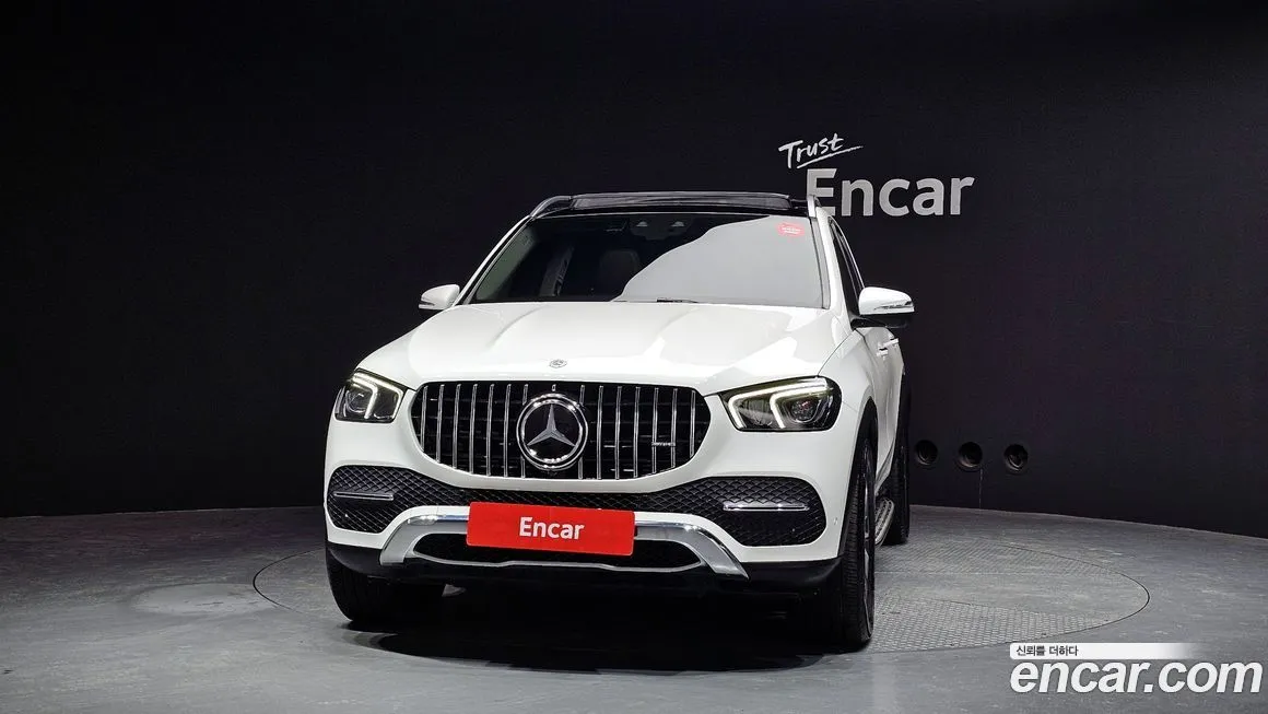 Mercedes-Benz GLE-Class — фото 8