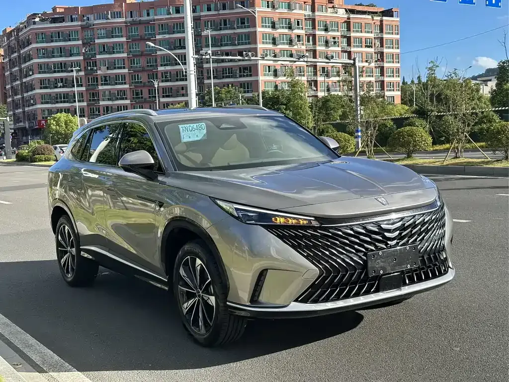 Roewe RX5 — фото 10