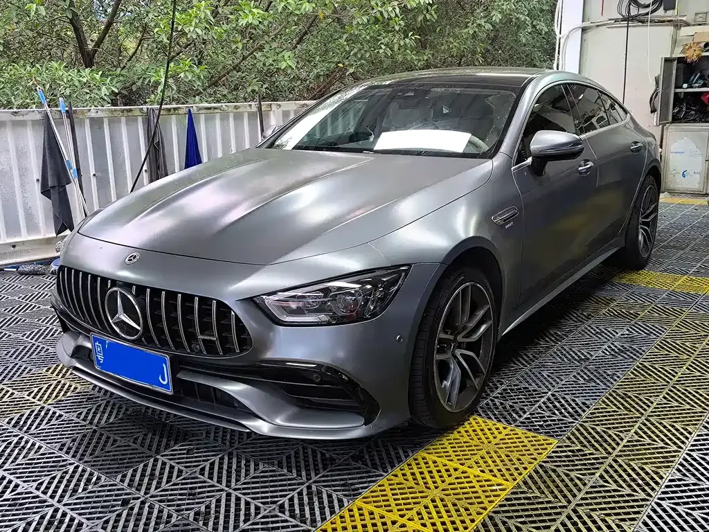 Mercedes-Benz AMG GT — фото 1