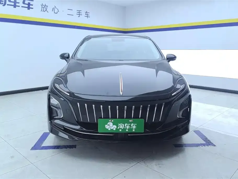 Hongqi E-QM5 — фото 4