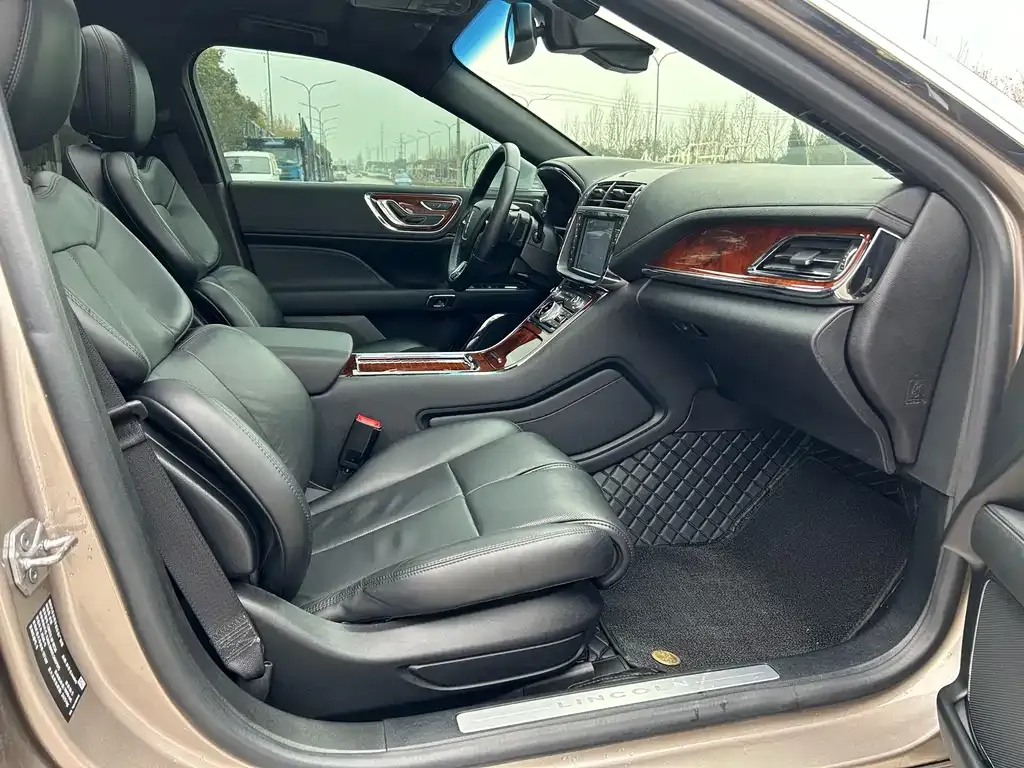 Lincoln Continental — фото 2