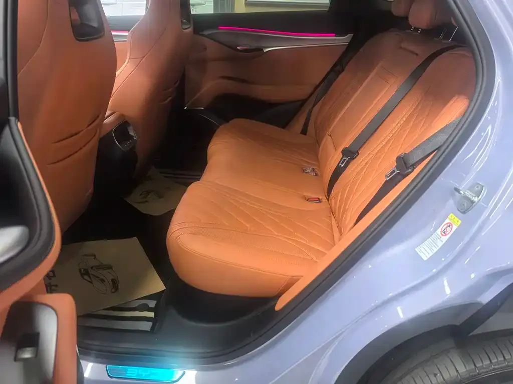 BYD Seal 07 EV — фото 9