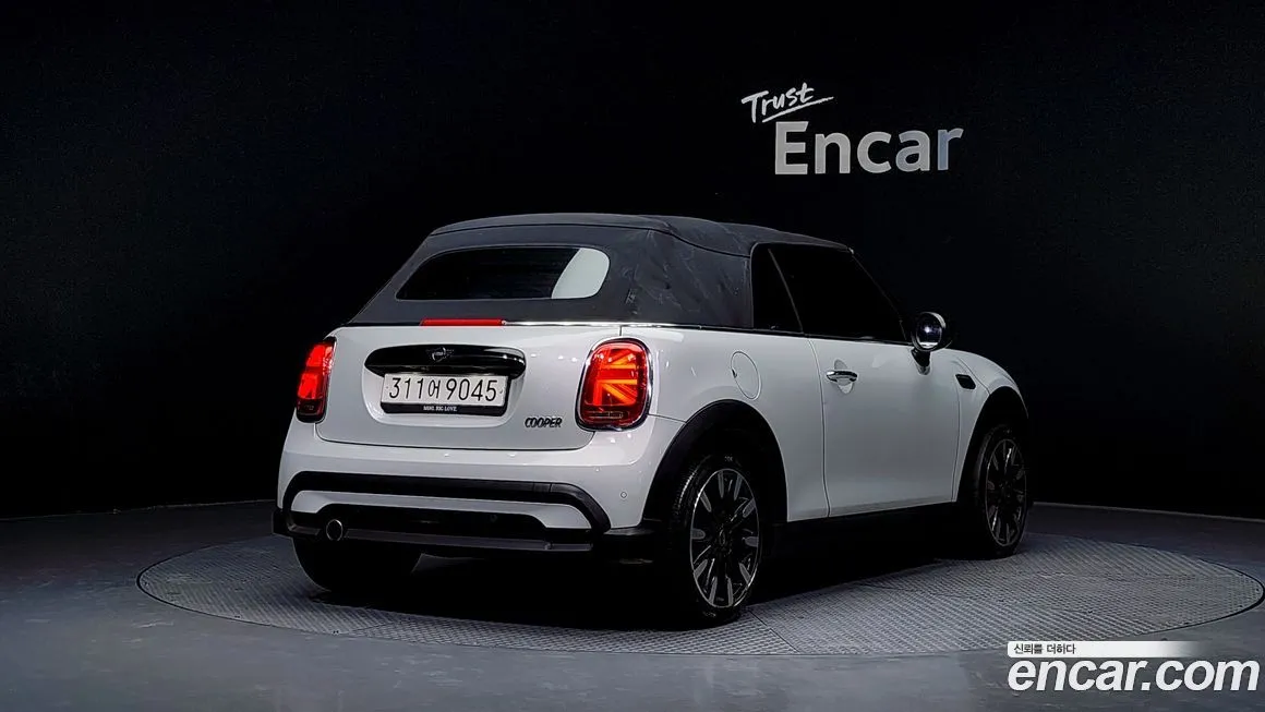 Mini Cooper Convertible — фото 3