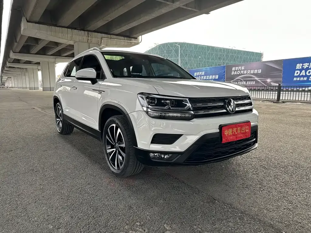 Volkswagen Tharu — фото 4