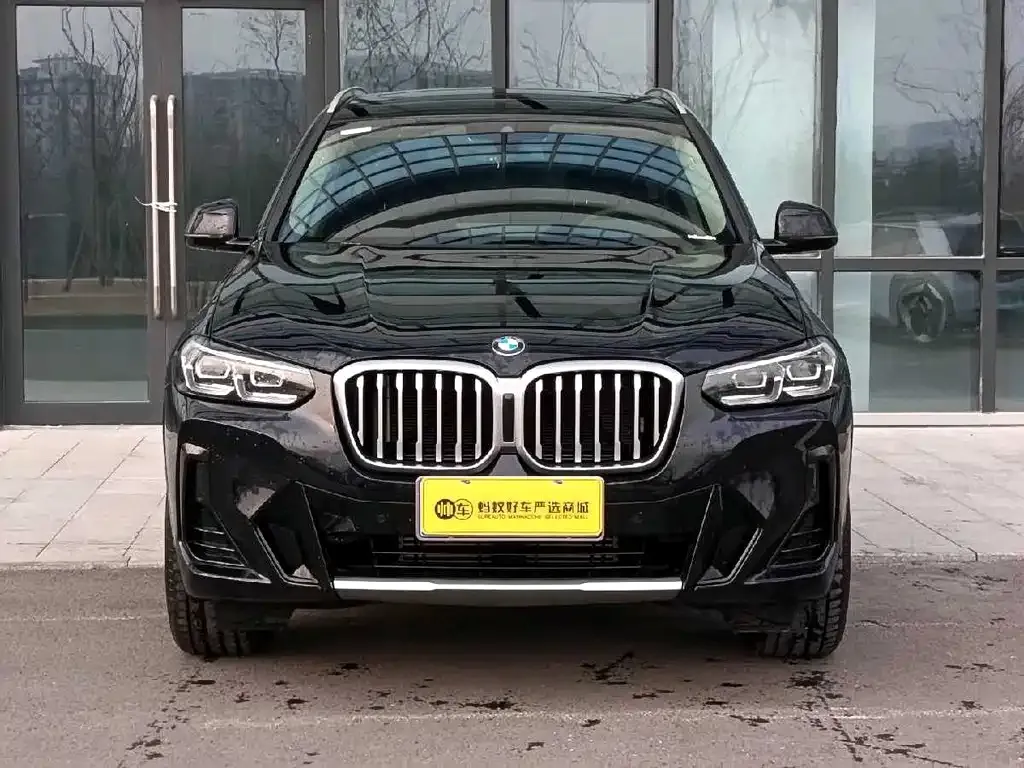BMW X3 — фото 10