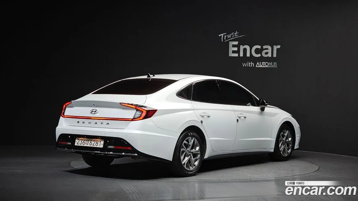 Hyundai Sonata — фото 2
