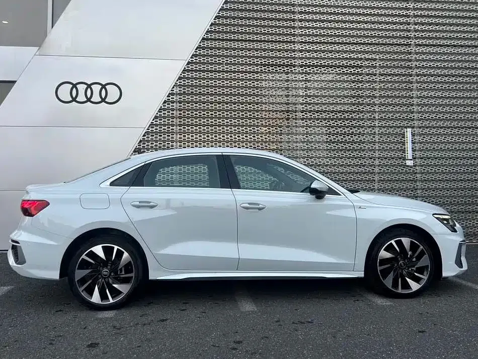 Audi A3 — фото 8