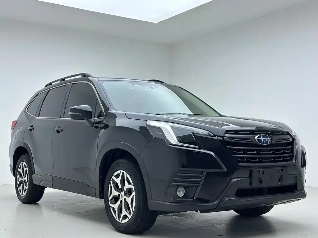 Subaru Forester — фото 2
