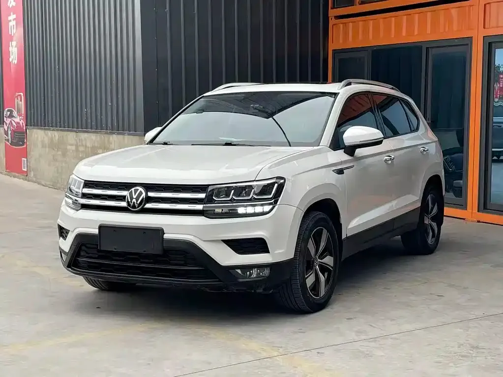 Volkswagen Tharu — фото 1