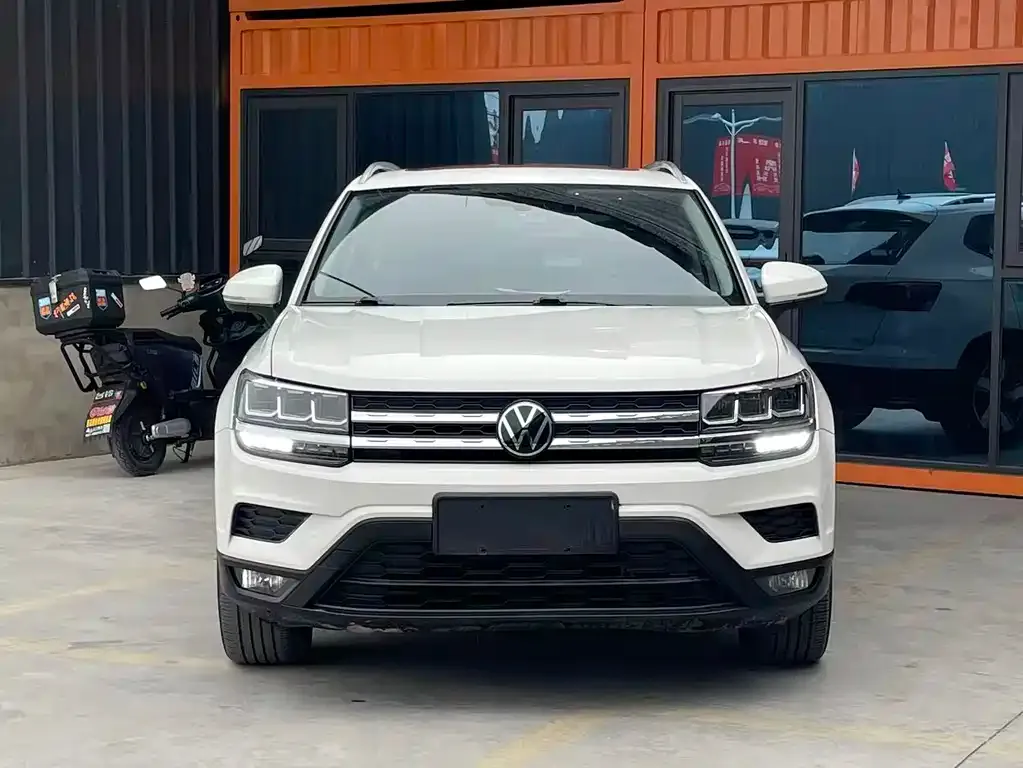 Volkswagen Tharu — фото 8