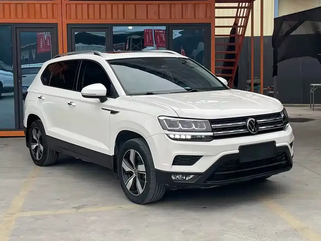 Volkswagen Tharu — фото 3