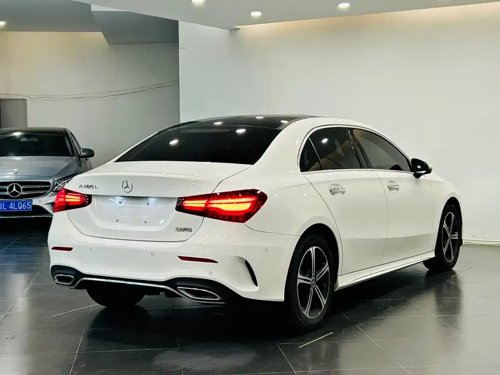Mercedes-Benz A-Class — фото 10