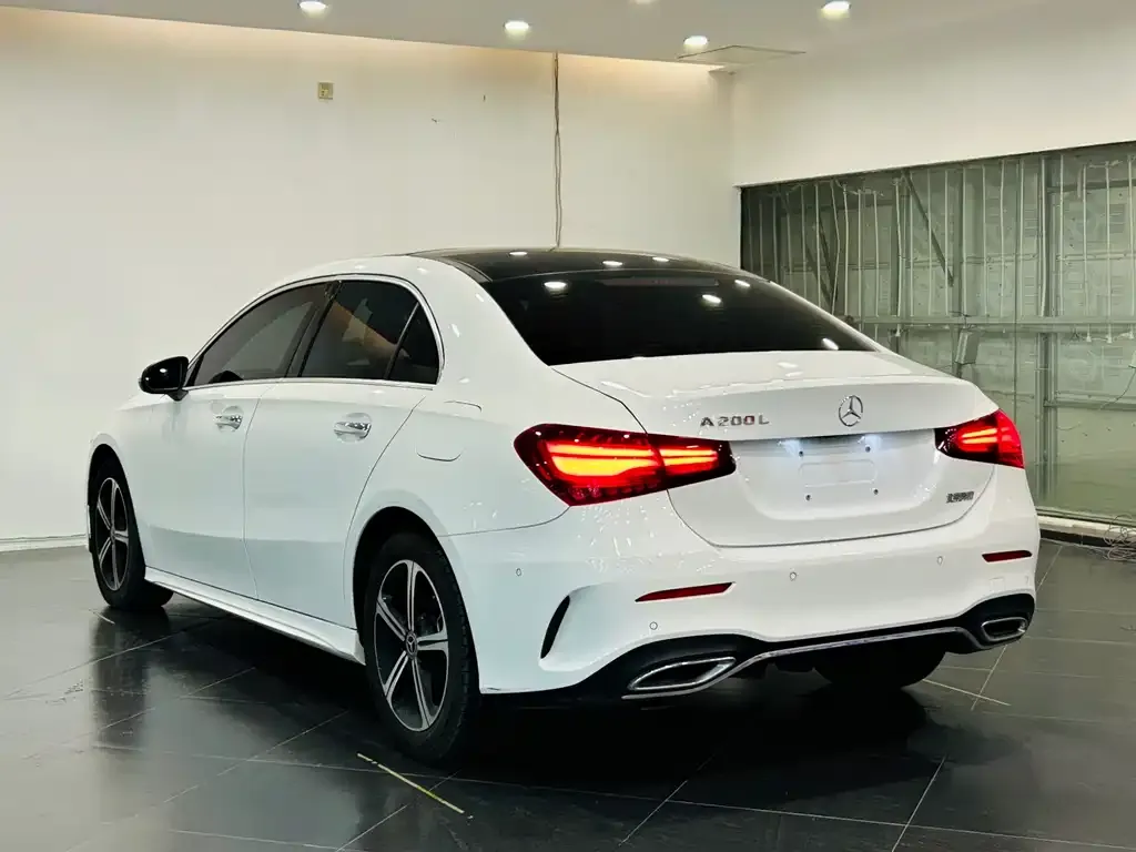 Mercedes-Benz A-Class — фото 8