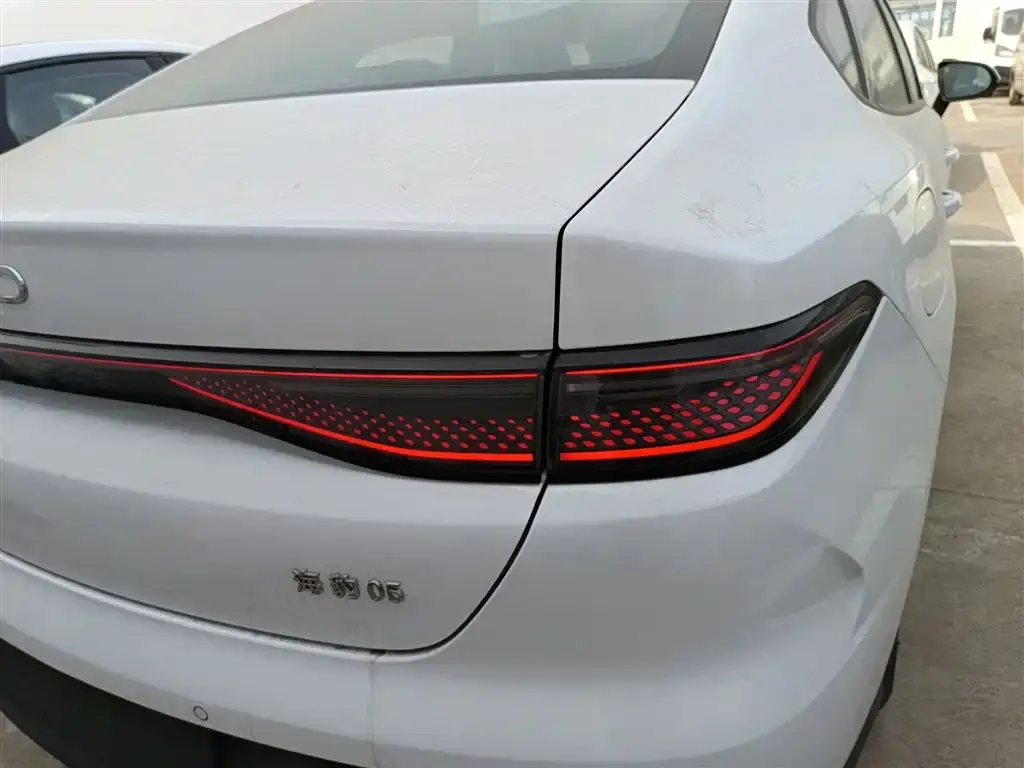 BYD Seal 05 DM-i — фото 3