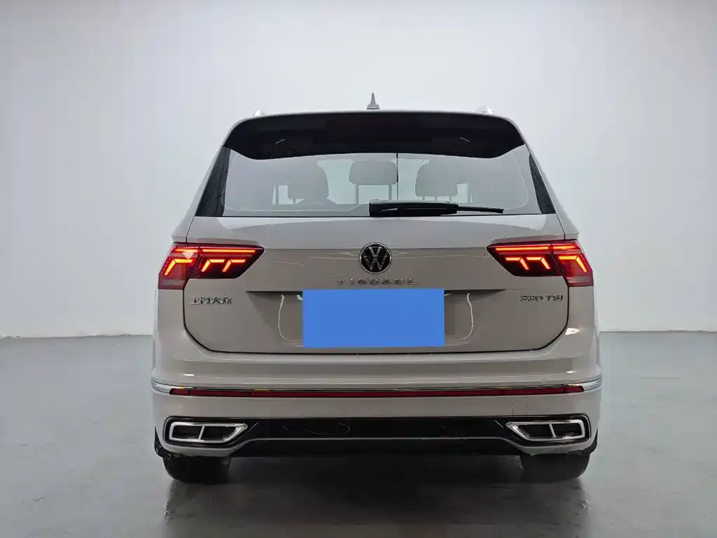 Volkswagen Tiguan L — фото 3