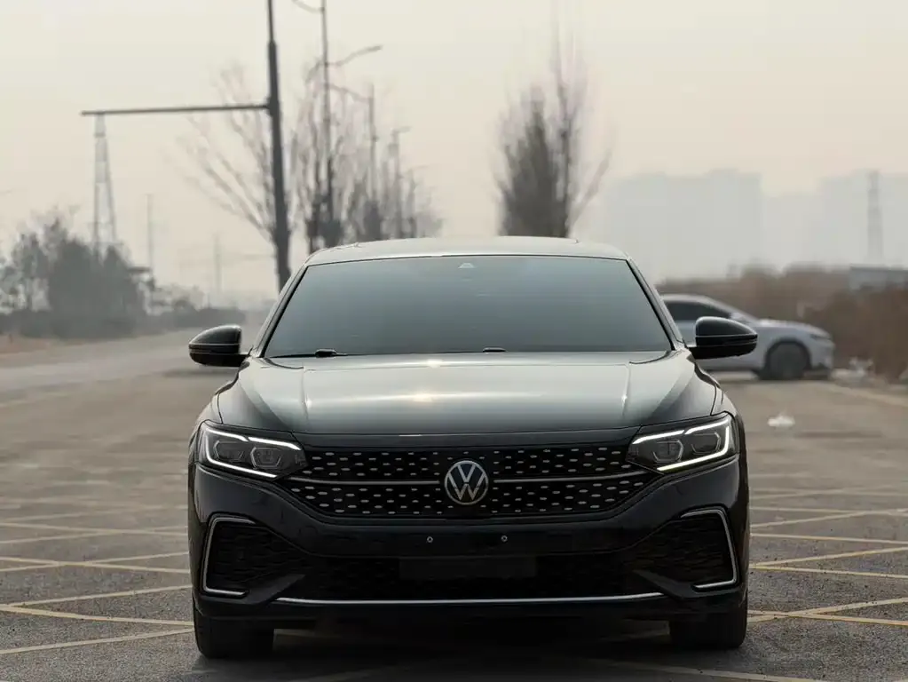 Volkswagen Passat — фото 2
