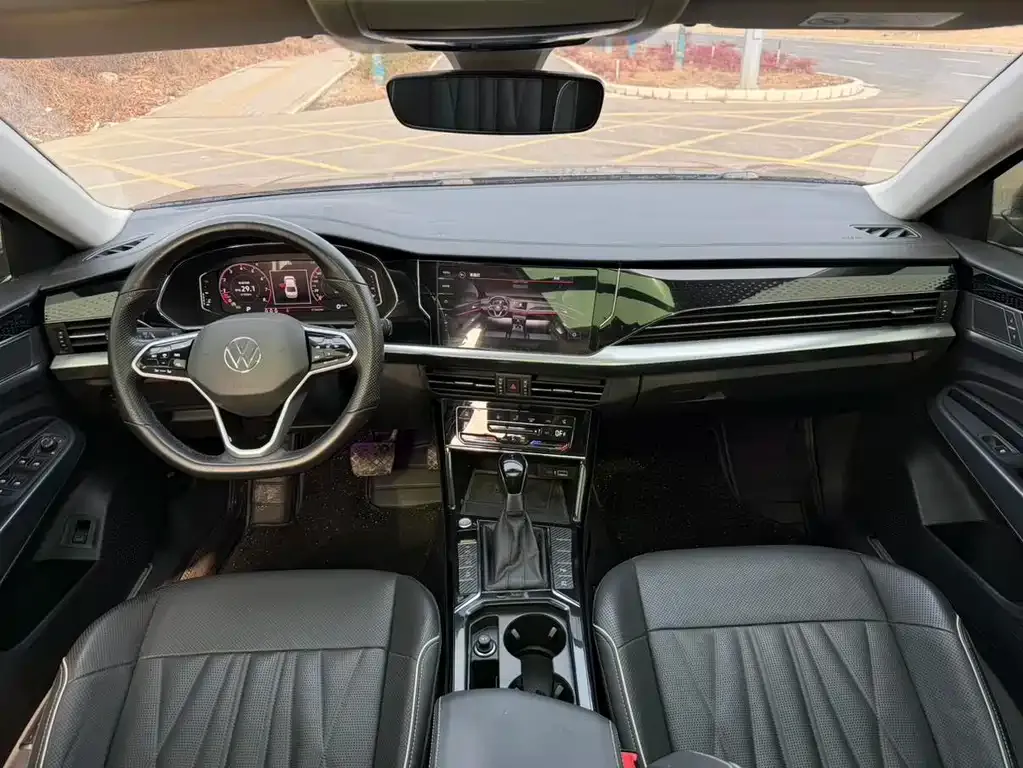 Volkswagen Passat — фото 8