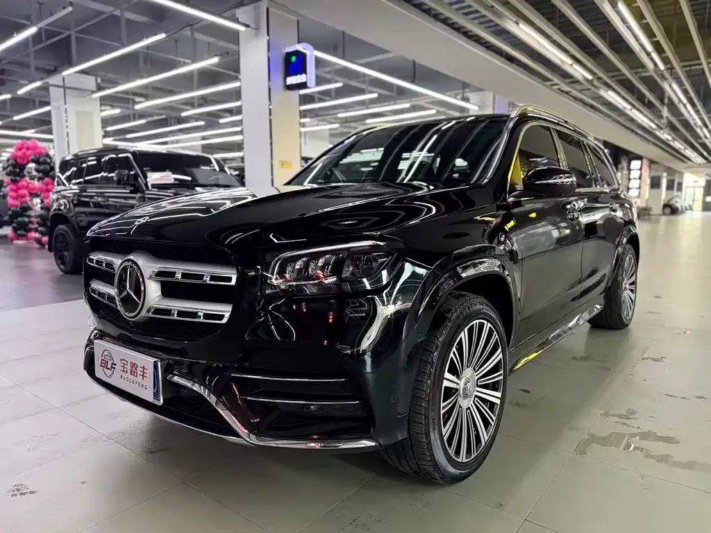 Mercedes-Benz GLS — фото 1
