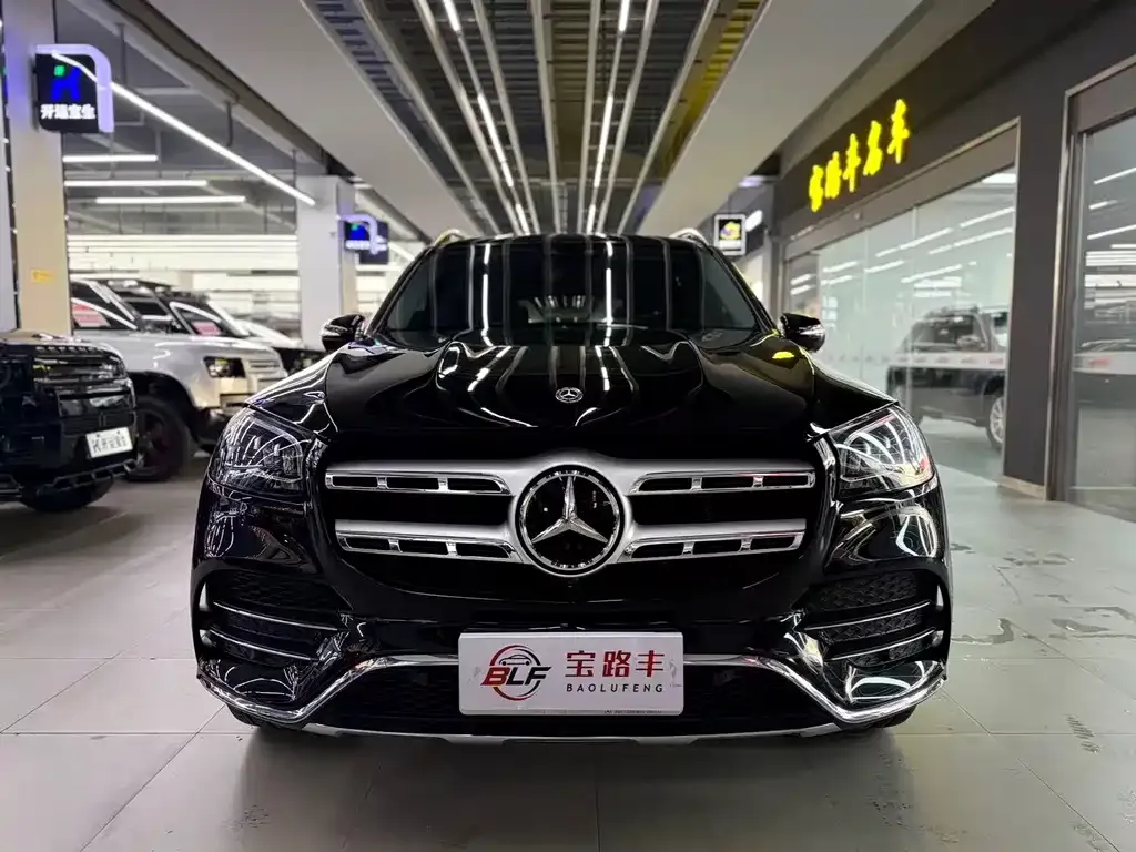 Mercedes-Benz GLS — фото 6