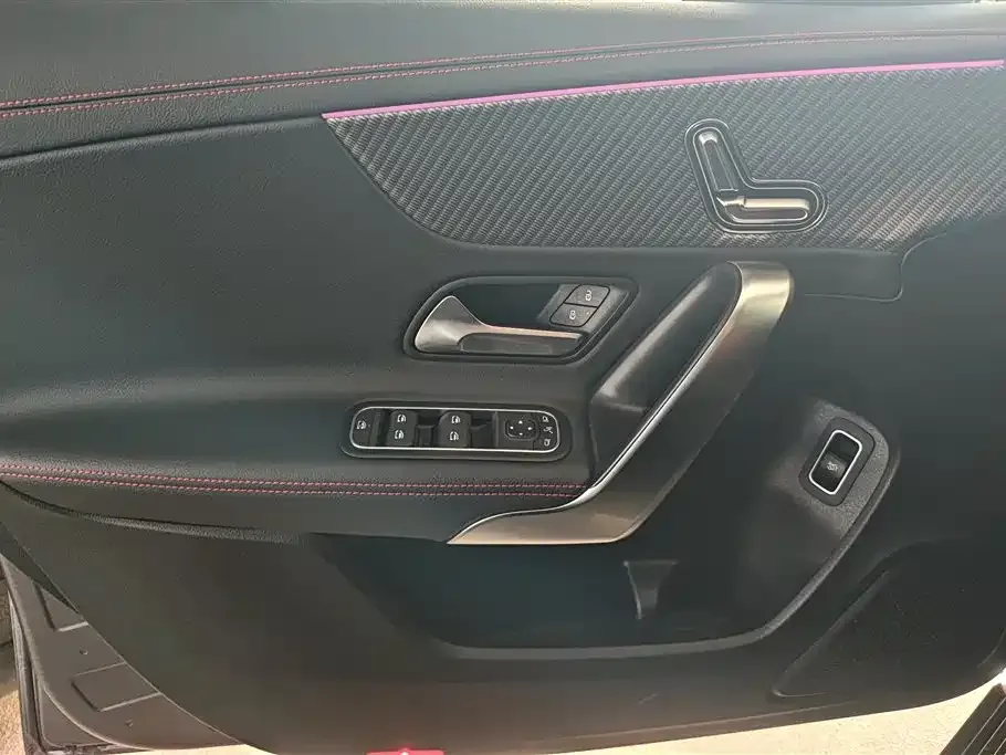Mercedes-Benz A-Class — фото 10