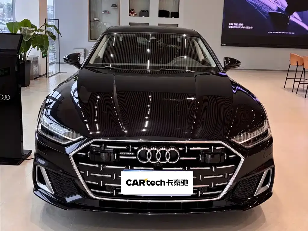 Audi A7L — фото 6